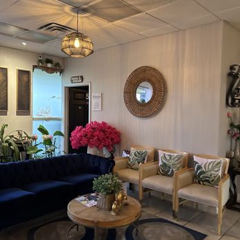 Luxe Thai Spa & Massage - Seating area - Massage Near Me - Las Vegas, Nevada
