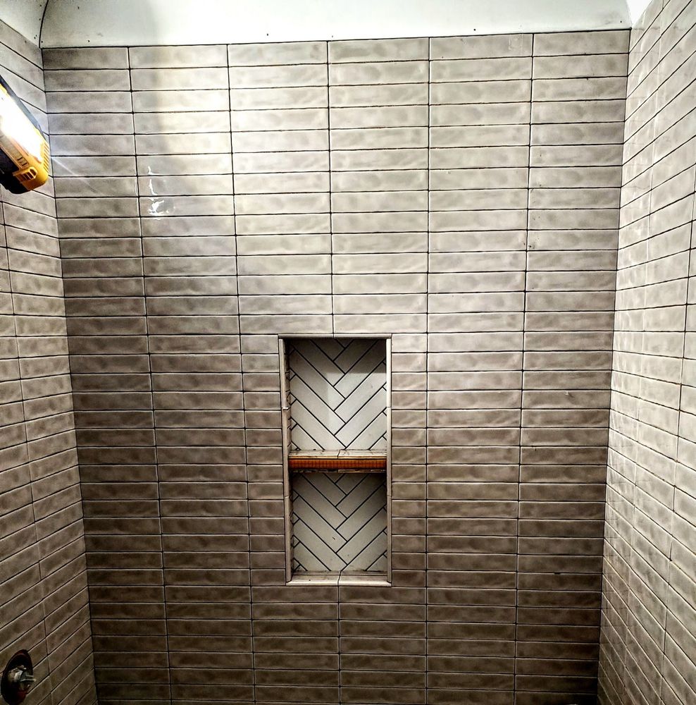 Slide of Gray's Flooring