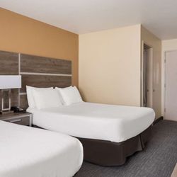 SureStay Hotel By Best Western Wells - DoubleQueenTwo