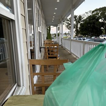 Causeway Gourmet - Outdoor seating - Diners Near Me - Ocean Isle Beach, North Carolina