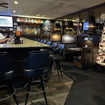DeBlasio's Restaurant - Lounge - Italian Near Me - Pittsburgh, Pennsylvania