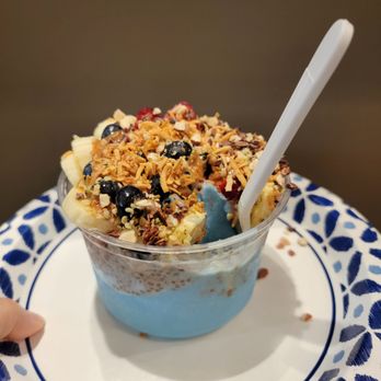 Pur Bowls - Cocolina base with coca chia pudding, coco granola, toasted coconut, banana, strawberry, blueberry, peanut butter, hemp hearts, and almonds. - Acai Bowls Near Me - Orange, California Pur Bowls - Cocolina base with coca chia pudding, coco granola, toasted coconut, banana, strawberry, blueberry, peanut butter, hemp hearts, and almonds. - Acai Bowls Near Me - Orange, California