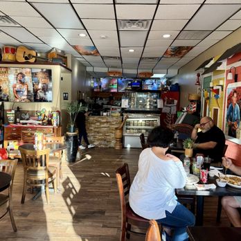 Mis Raices Restaurant - At the entrance - Puerto Rican Near Me - Teaneck, New Jersey