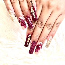 Susan's Nails - Acrylic