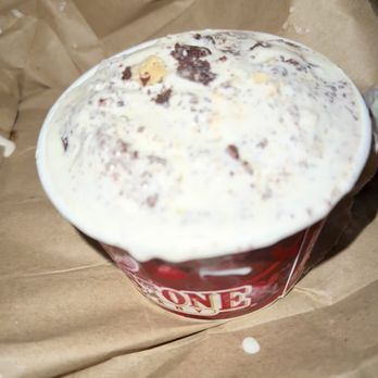 Cold Stone Creamery - One Smart Brookie - Ice Cream & Frozen Yogurt Near Me - Fountain Valley, California