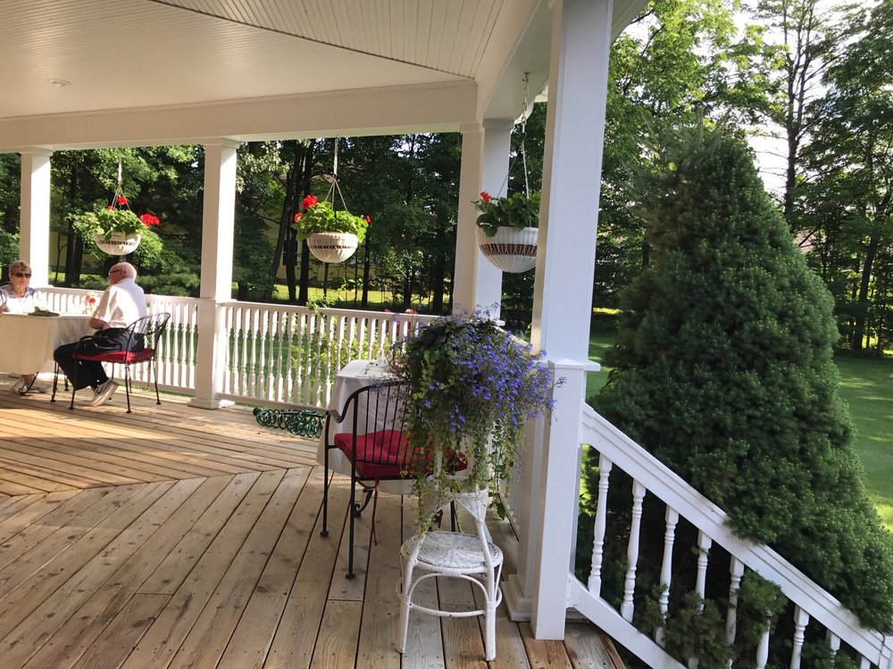 HEXAGON HOUSE BED & BREAKFAST Updated May 2024 14 Reviews 760 6th