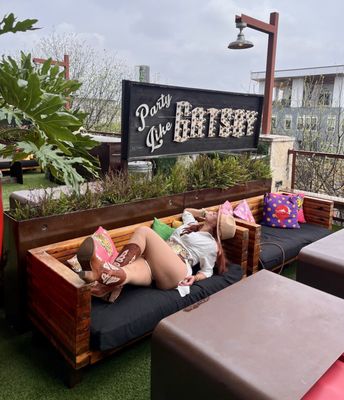 Paramour At The Phipps by null