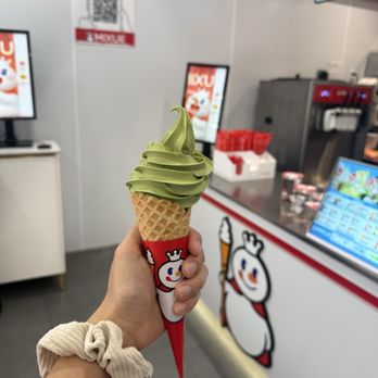Mixue - Ice Cream & Frozen Yogurt Near Me - New York, New York