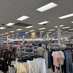 Ross Dress for Less - Inside view