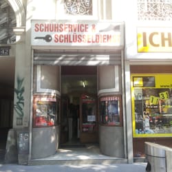 Schuh und Schlüsseldienst - Store front.