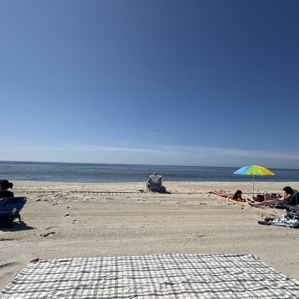 Tobay Beach - Perfect beach day. - Beaches Near Me