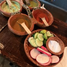 4 sauces to select for your tacos. Crunchy veggies 4 sauces to select for your tacos. Crunchy veggies