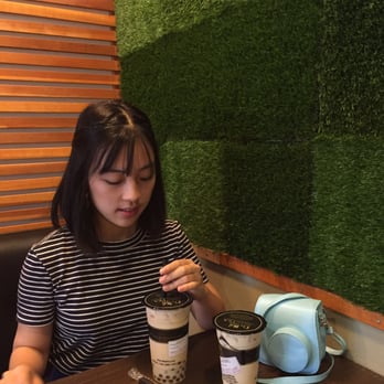 Ding Tea Bolsa - A large Oolong milk tea and a medium/small jasmine milk tea - Coffee & Tea Near Me - Westminster, California