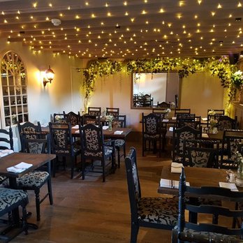 Six Bells - Gastropubs Near Me - Farnham, SRY Six Bells - Gastropubs Near Me - Farnham, SRY