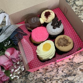 Smallcakes Medallion - The best cupcakes in Dallas - Cupcakes Near Me - Dallas, Texas Smallcakes Medallion - The best cupcakes in Dallas - Cupcakes Near Me - Dallas, Texas