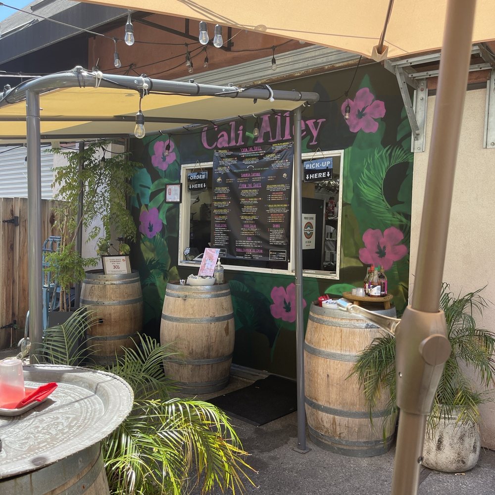 Cali Alley - Comfort Food Near Me - Berkeley, California