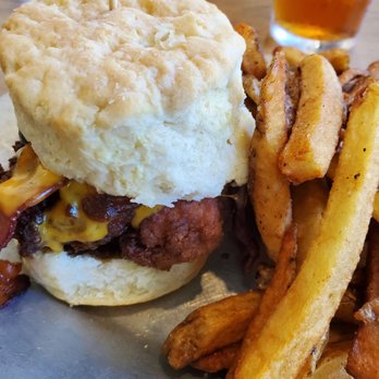 bisQit - Litchfield - Burgers Near Me - Pawleys Island, South Carolina bisQit - Litchfield - Burgers Near Me - Pawleys Island, South Carolina