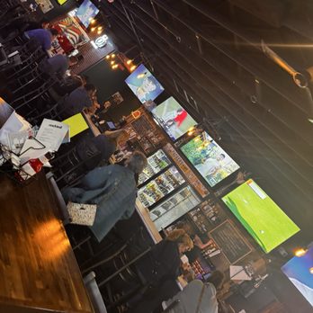 Tanners Grill & Bar - Bar - Comfort Food Near Me - Appleton, Wisconsin