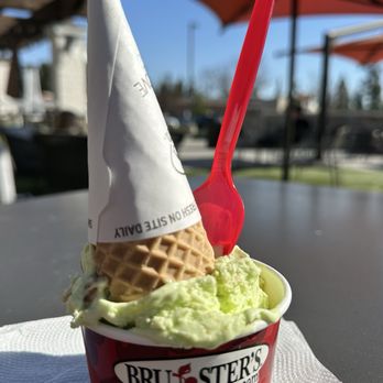 Bruster's Real Ice Cream - Key lime pie single scoop - Desserts Near Me - Yorba Linda, California