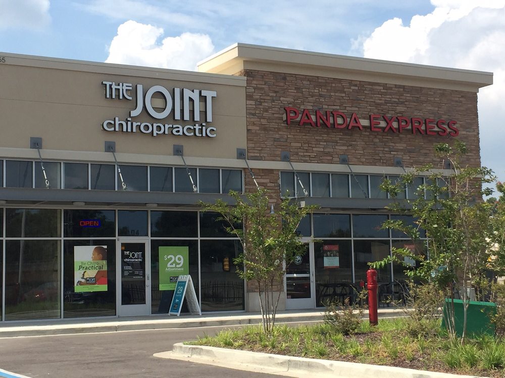 Ridgeway Trace Shopping Center