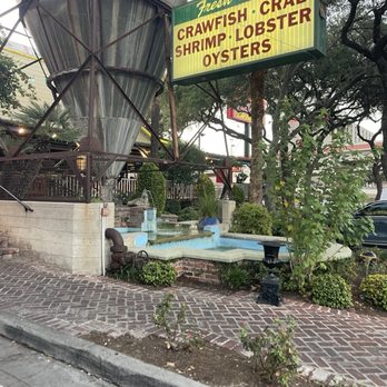 Pappadeaux Seafood Kitchen - The sign - Seafood Near Me - San Antonio, Texas