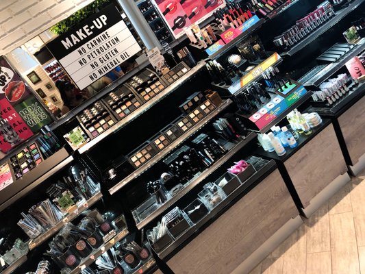 THE BODY SHOP - Updated November 2024 - 20 Photos & 24 Reviews - 1689