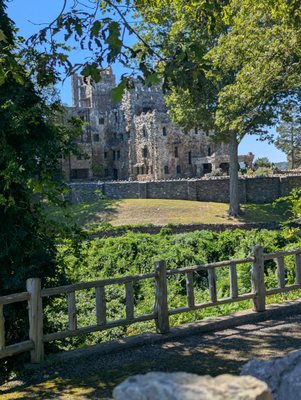 Gillette Castle by null