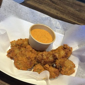 Babii Cajun Uptown - 8pc Fry Oysters - Caterers Near Me - Minneapolis, Minnesota