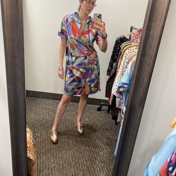Green Ink - Fun colors - Women's Clothing Near Me - Providence, Rhode Island