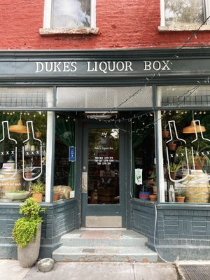 Duke's Liquor Box by null