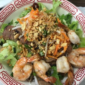 Photo of Golden Star Vietnamese Restaurant - San Francisco, CA, United States. No.36 just one bowl and it can make me full