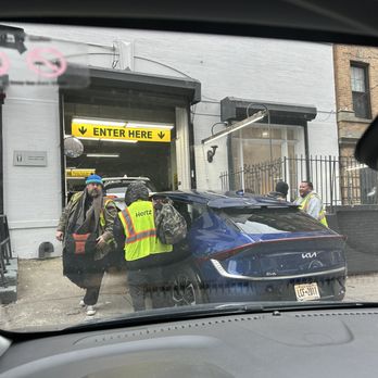 Hertz Rent A Car - Car Rental Near Me - Brooklyn, New York Hertz Rent A Car - Car Rental Near Me - Brooklyn, New York