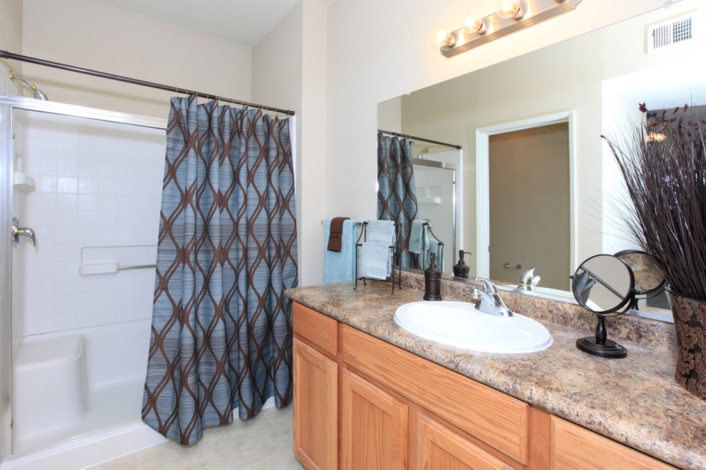 GRANITE RIDGE Updated October 2024 20 Photos 765 N Fowler Avenue