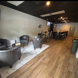 Stogies Cigar Lounge