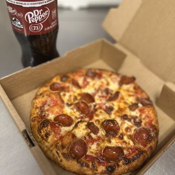 Captain Tony's Pizza - Personal Lunch Special. Daily from 11am-3pm. 7 bucks for a 1 topping personal and a 20oz soda. - Pizza Near Me - Lancaster, California Captain Tony's Pizza - Personal Lunch Special. Daily from 11am-3pm. 7 bucks for a 1 topping personal and a 20oz soda. - Pizza Near Me - Lancaster, California
