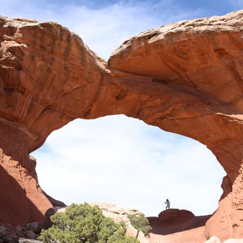 Arches National Park - Broken Arch - Parks Near Me Arches National Park - Broken Arch - Parks Near Me