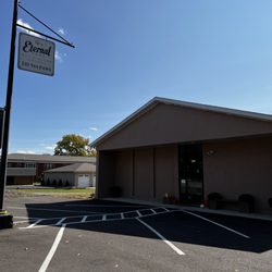 Eternal Paws - Eternal Paws Pet Cremation Service