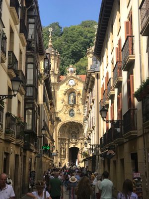 Basilica Nuestra Señora del Coro by null