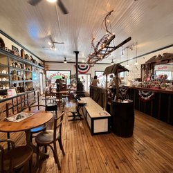 Wemple & Edick's - Interior