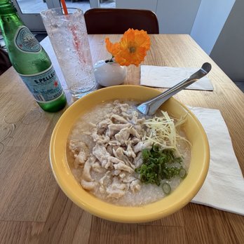 Cozy Congee - Classic Chinese Chicken - Chinese Near Me - Portland, Oregon