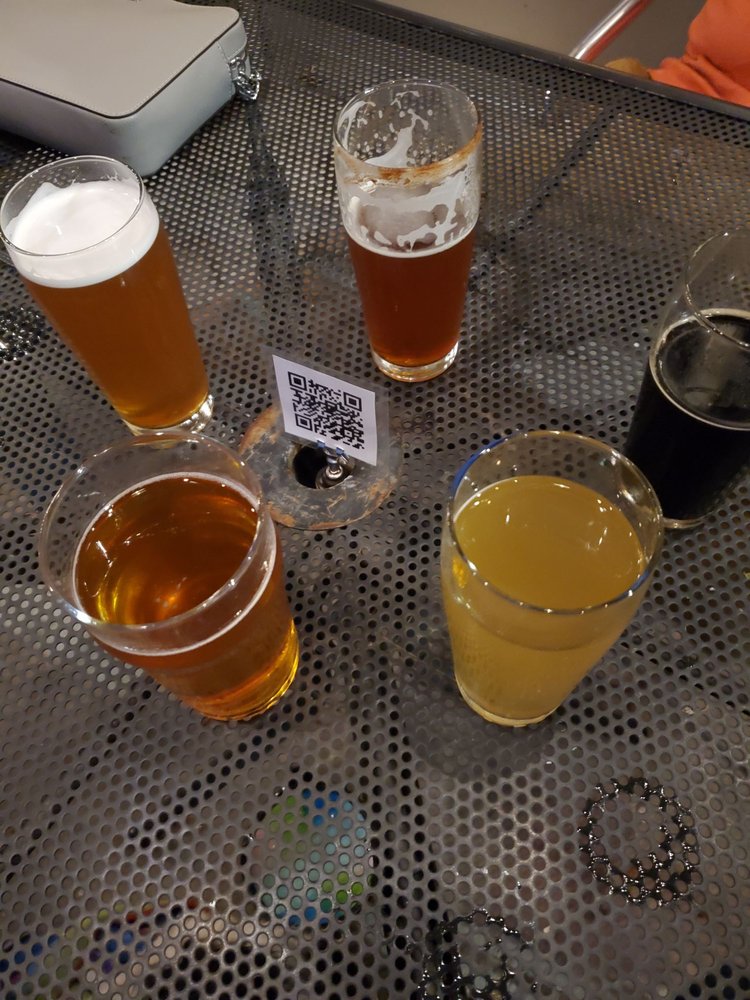 SPRING HOUSE BREWING COMPANY Updated August 2024 219 Photos & 225 Reviews 209 Hazel St