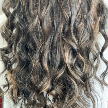 Claudia's Salon and Spa - Hair Stylists Near Me - Hermitage, Pennsylvania Claudia's Salon and Spa - Hair Stylists Near Me - Hermitage, Pennsylvania