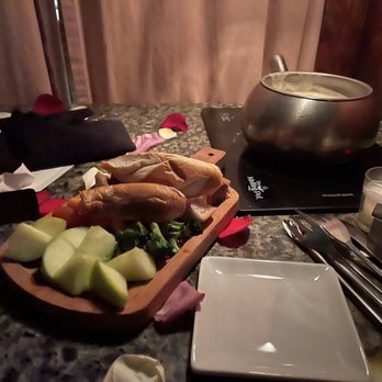 The Melting Pot - Phoenix - Cheese fondue - Fondue Near Me - Phoenix, Arizona