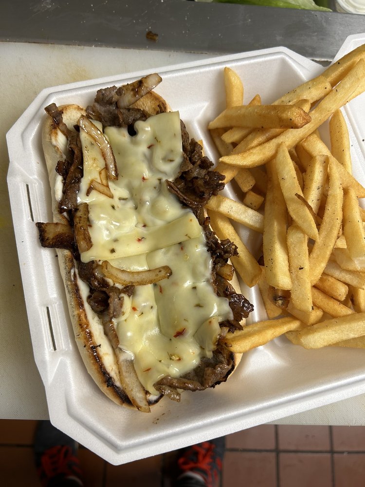 Food from Sam's Gyros