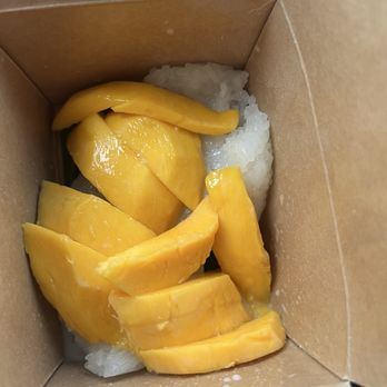 Thaiburi - Mango Sticky rice - Thai Near Me - Modesto, California