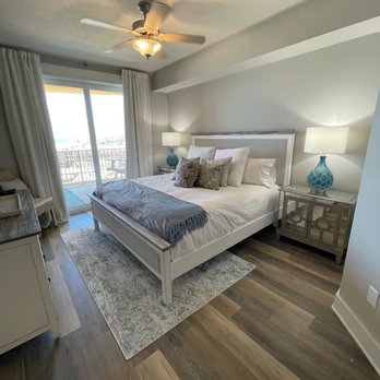 Panhandle Getaways - Master bedroom with beautiful views to wake up to! - Vacation Rentals Near Me - Panama City Beach, Florida Panhandle Getaways - Master bedroom with beautiful views to wake up to! - Vacation Rentals Near Me - Panama City Beach, Florida