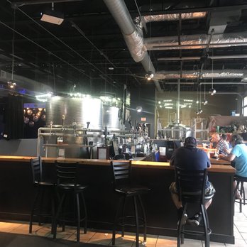 Taps Brewhouse - Inside - Pubs Near Me - Niagara Falls, Ontario