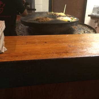Khan's Mongolian Barbeque - Barbeque Near Me - Roseville, Minnesota