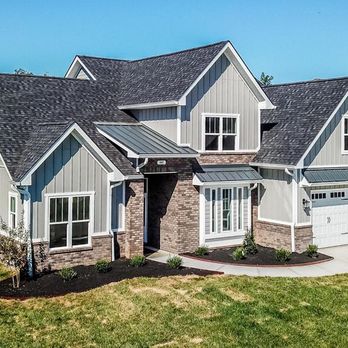 RC Roofing - Shingles with standing seam accents - Roofing Near Me - Maryville, Tennessee RC Roofing - Shingles with standing seam accents - Roofing Near Me - Maryville, Tennessee