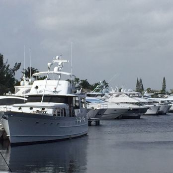 Rendezvous - View from the deck - Seafood Near Me - Fort Lauderdale, Florida Rendezvous - View from the deck - Seafood Near Me - Fort Lauderdale, Florida